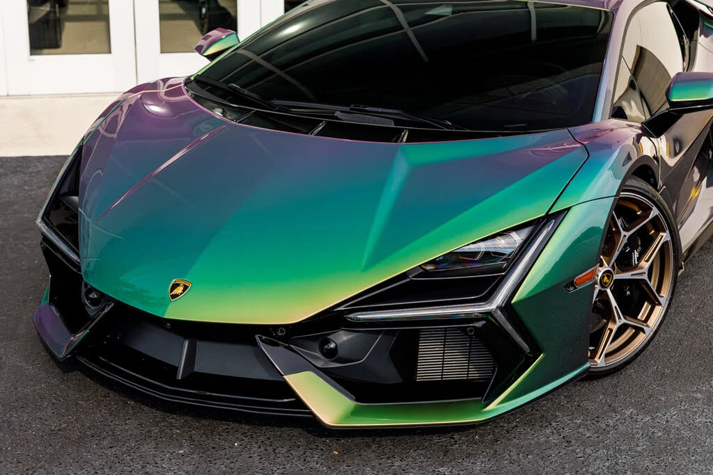 2024 Lamborghini Revuelto - Image 12 of 31