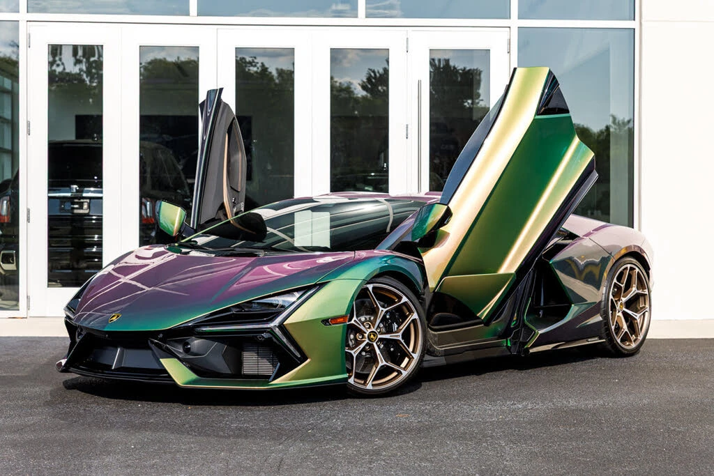 2024 Lamborghini Revuelto - Image 3 of 31