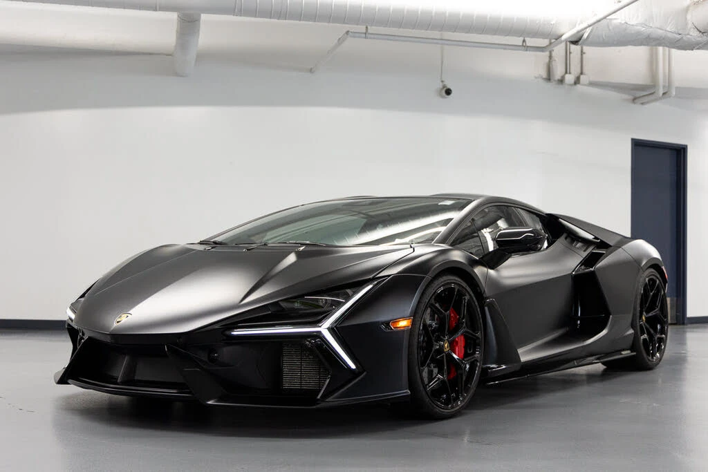 2024 Lamborghini Revuelto - Image 6 of 31
