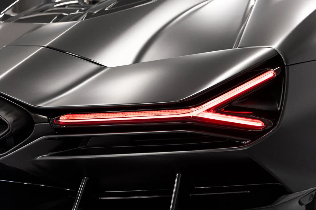 2024 Lamborghini Revuelto - Image 28 of 31