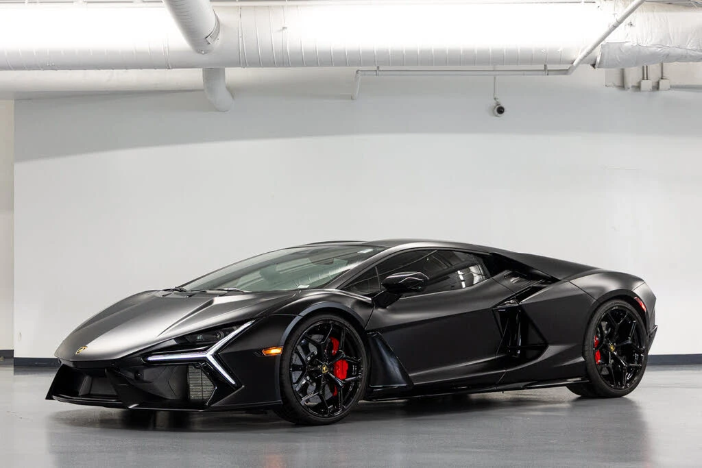 2024 Lamborghini Revuelto - Image 4 of 31