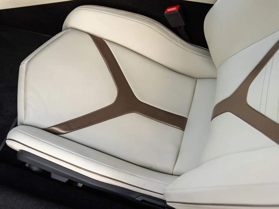 2024 Lamborghini Revuelto - Image 26 of 31