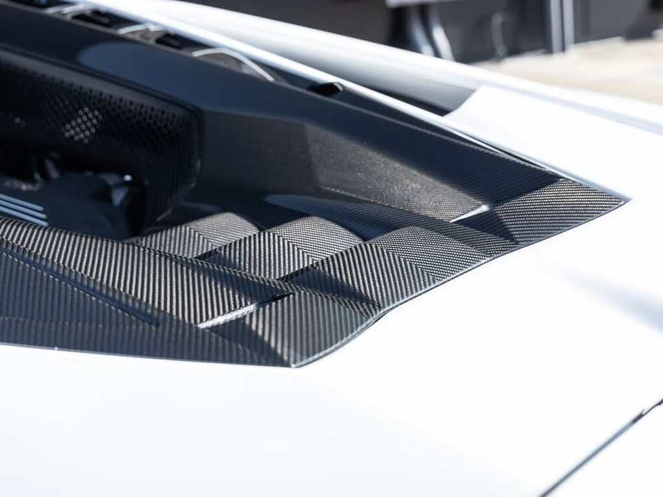 2024 Lamborghini Revuelto - Image 16 of 31