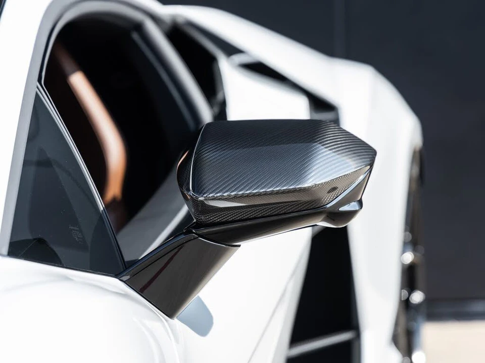 2024 Lamborghini Revuelto - Image 22 of 31