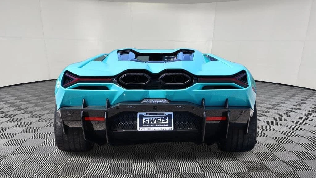 2024 Lamborghini Revuelto - Image 7 of 31