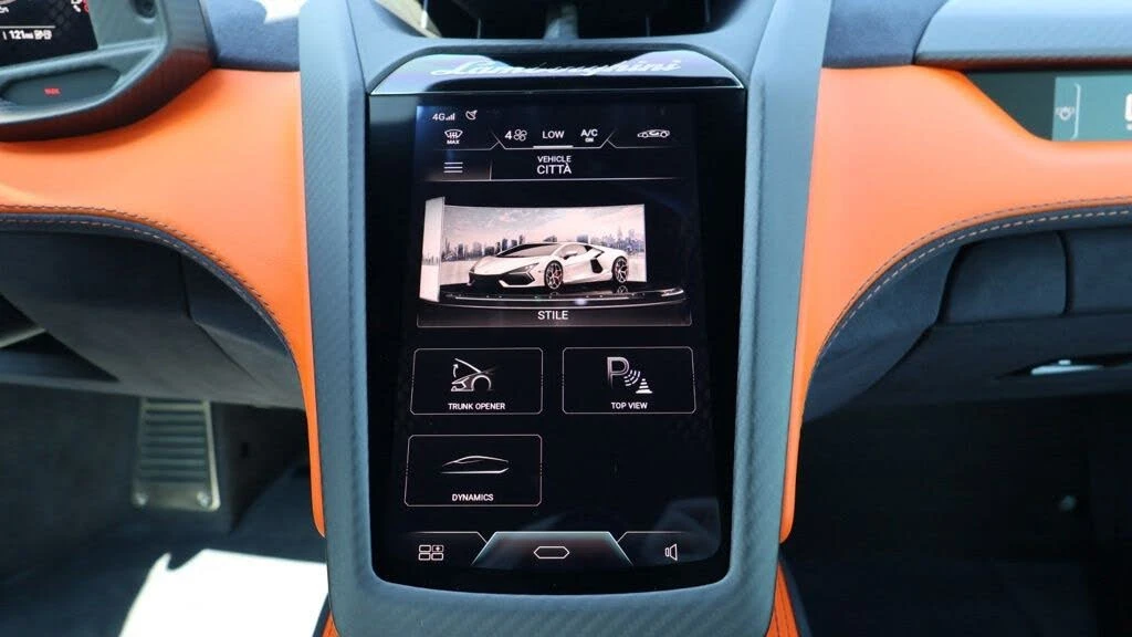 2024 Lamborghini Revuelto - Image 28 of 31
