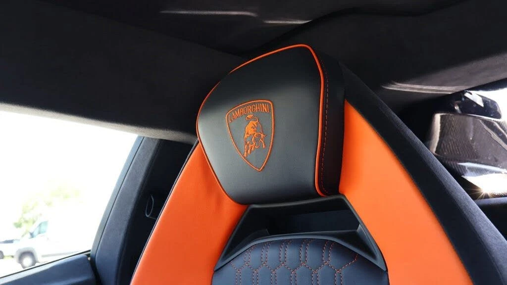 2024 Lamborghini Revuelto - Image 25 of 31
