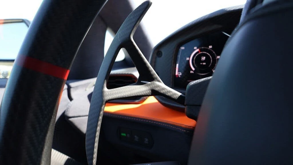 2024 Lamborghini Revuelto - Image 21 of 31