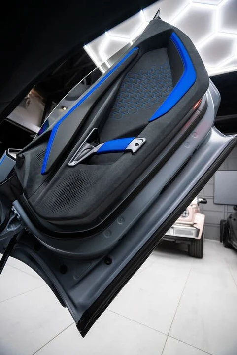 2024 Lamborghini Revuelto - Image 17 of 31