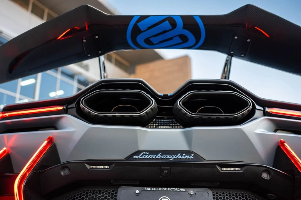2024 Lamborghini Revuelto - Image 9 of 31