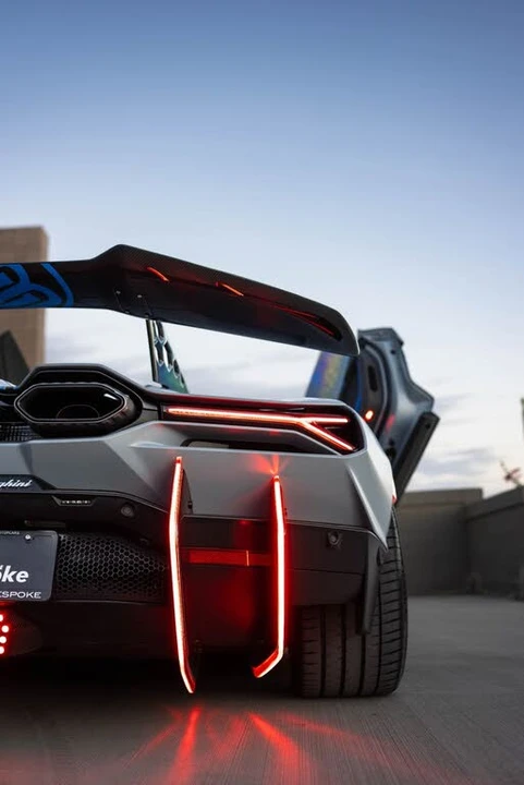 2024 Lamborghini Revuelto - Image 27 of 31