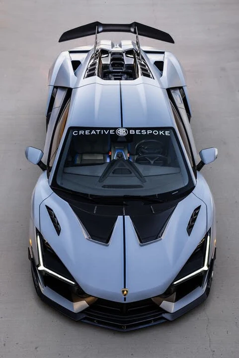 2024 Lamborghini Revuelto - Image 25 of 31