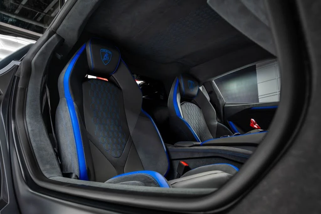 2024 Lamborghini Revuelto - Image 26 of 31