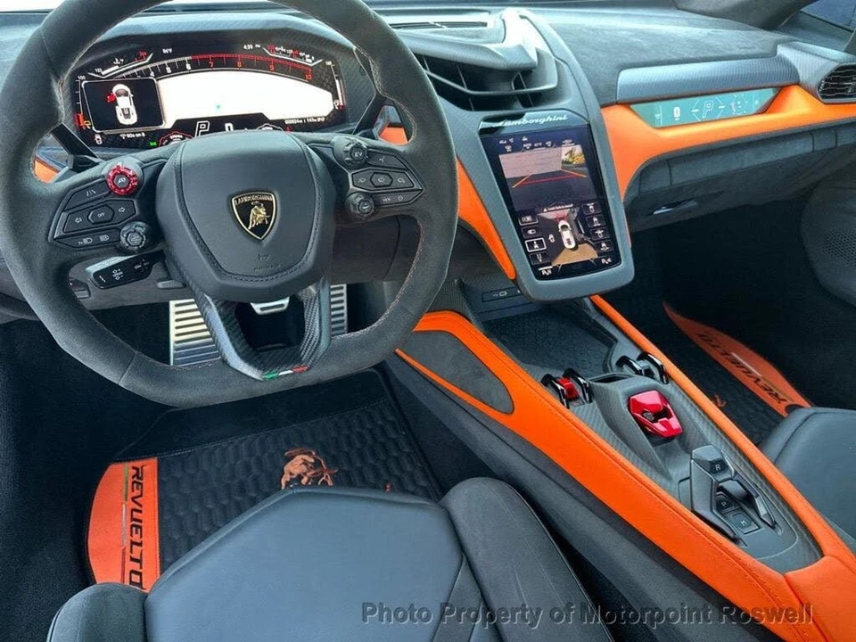2024 Lamborghini Revuelto - Image 10 of 14
