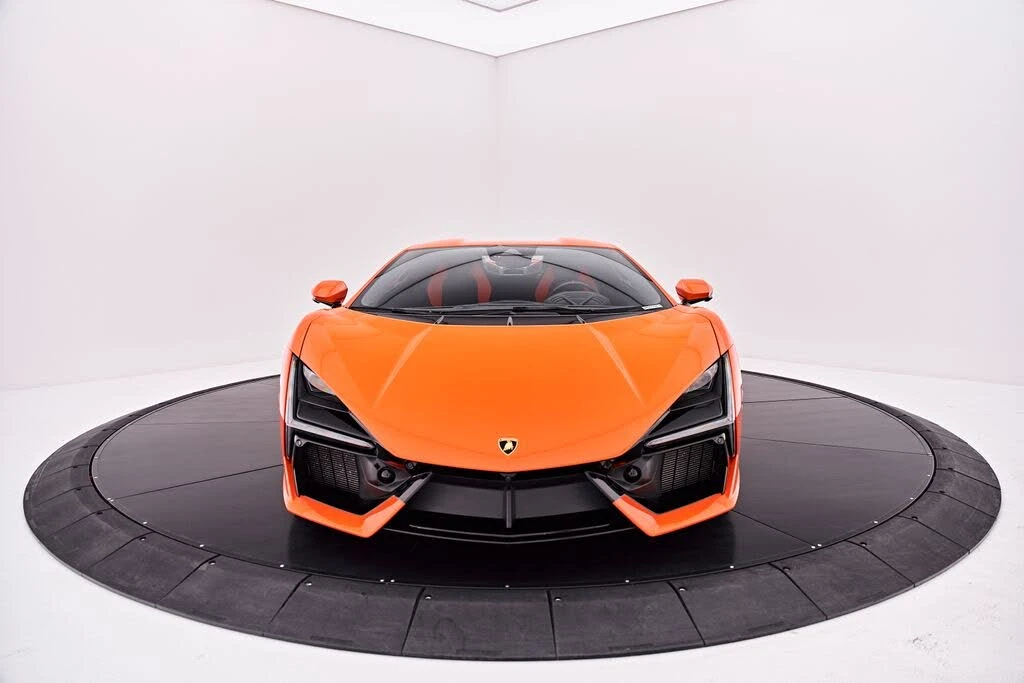 2024 Lamborghini Revuelto - Image 19 of 31