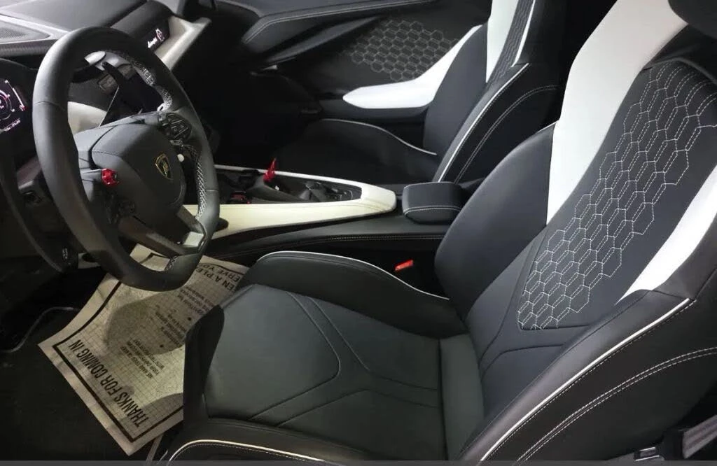 2024 Lamborghini Revuelto - Image 8 of 8