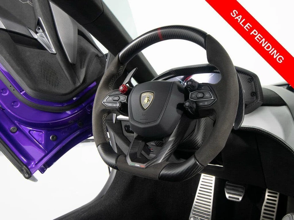 2024 Lamborghini Revuelto - Image 31 of 31