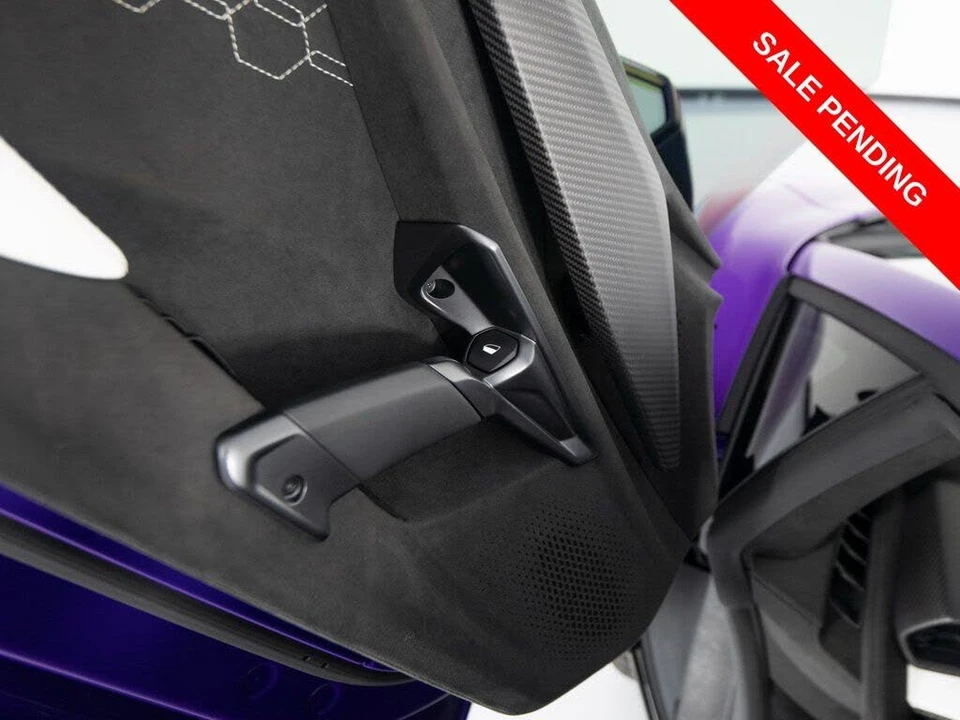 2024 Lamborghini Revuelto - Image 13 of 31