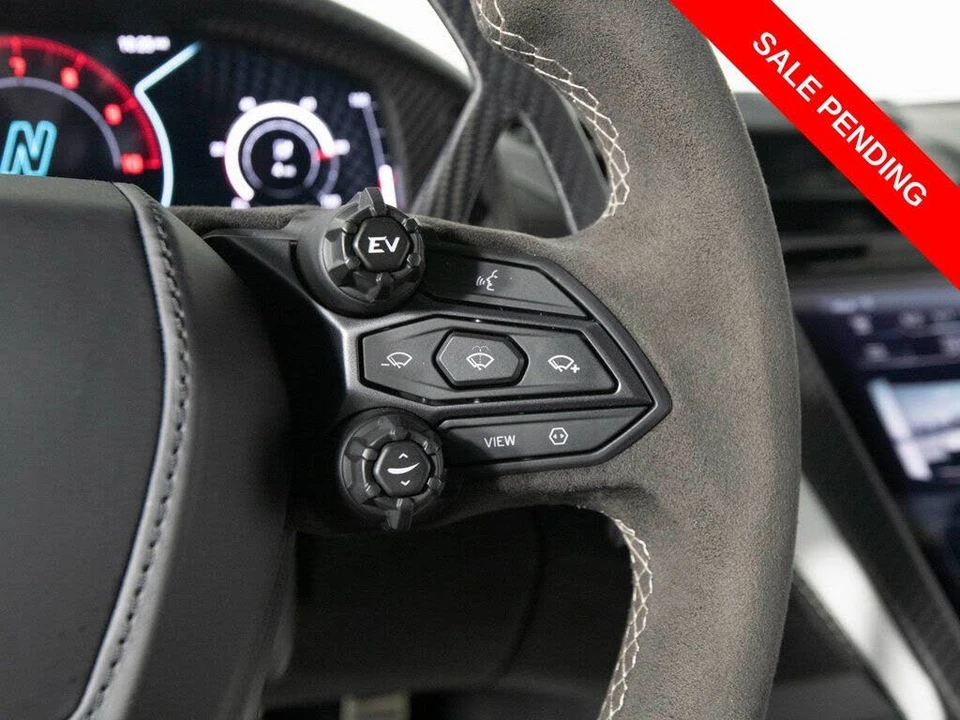 2024 Lamborghini Revuelto - Image 19 of 31