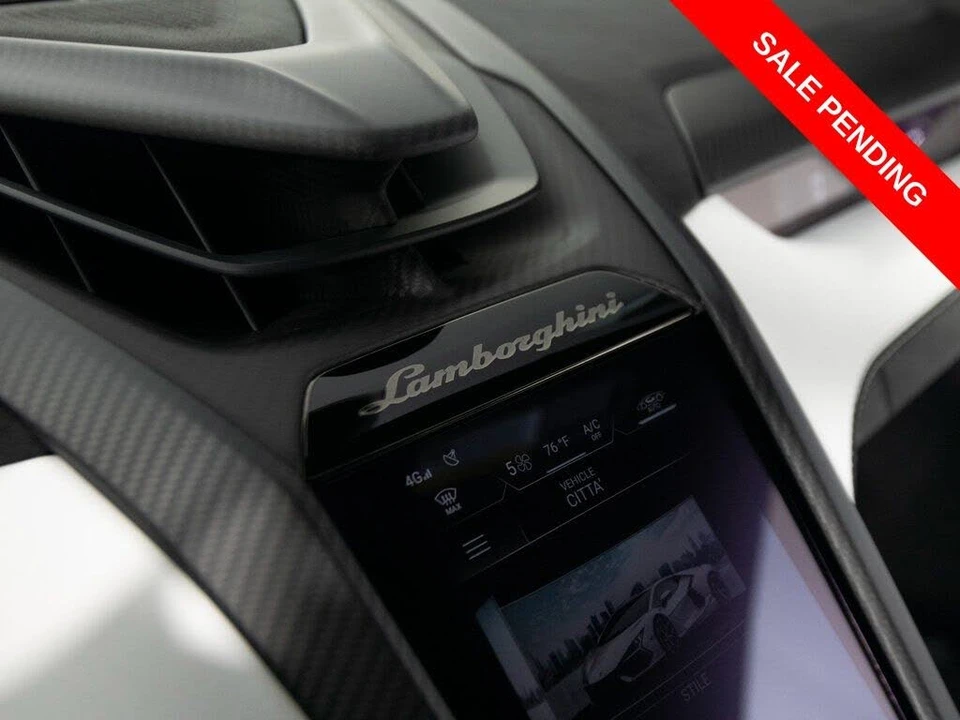 2024 Lamborghini Revuelto - Image 28 of 31