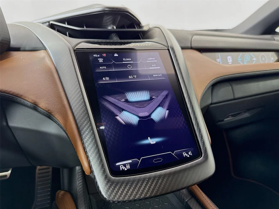 2024 Lamborghini Revuelto - Image 16 of 31
