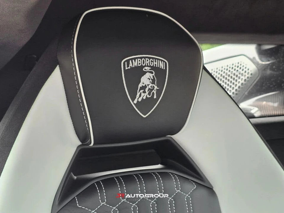 2024 Lamborghini Revuelto - Image 26 of 31
