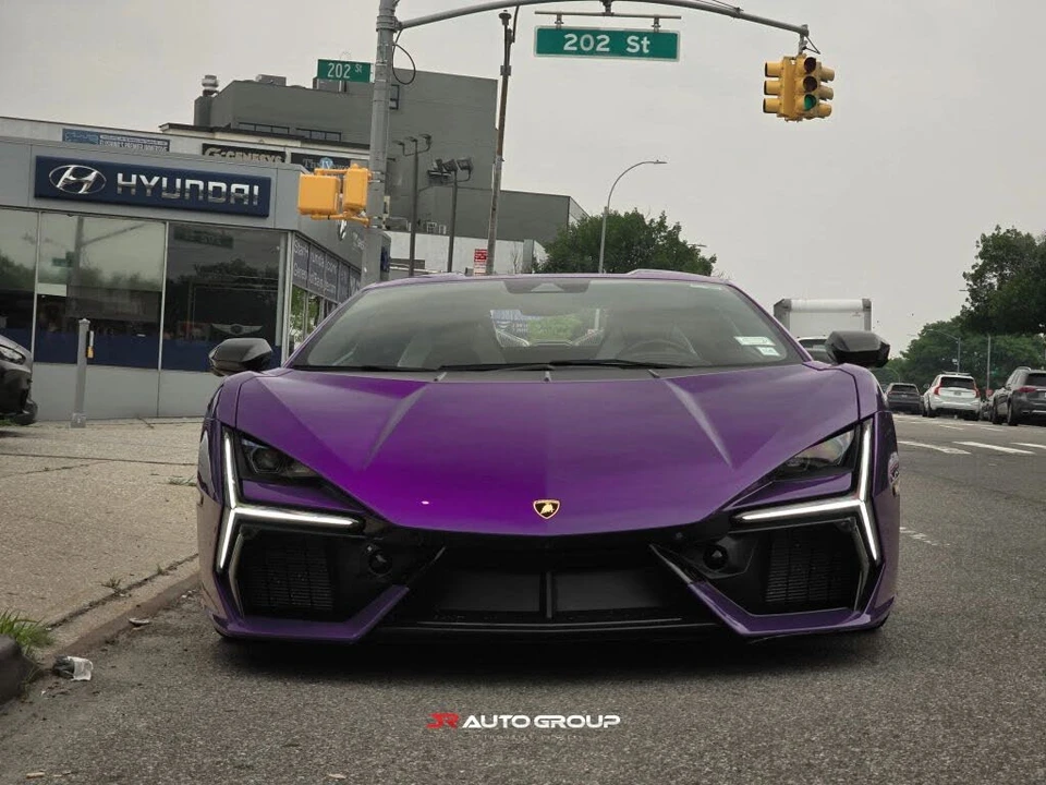 2024 Lamborghini Revuelto - Image 3 of 31