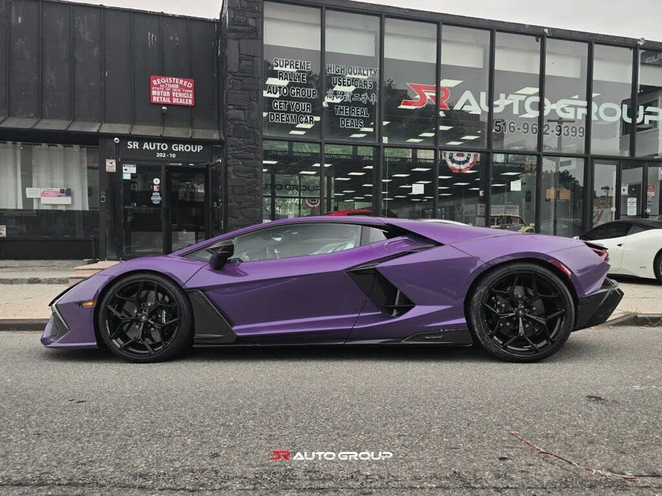 2024 Lamborghini Revuelto - Image 6 of 31