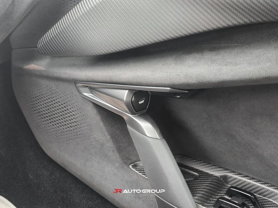 2024 Lamborghini Revuelto - Image 22 of 31