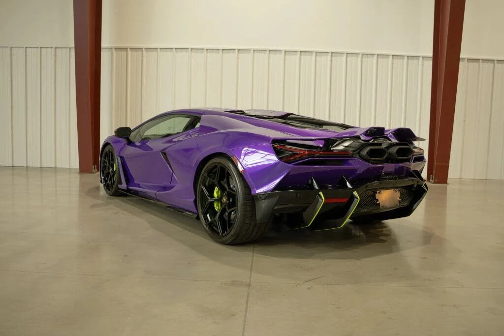 2024 Lamborghini Revuelto - Image 23 of 31