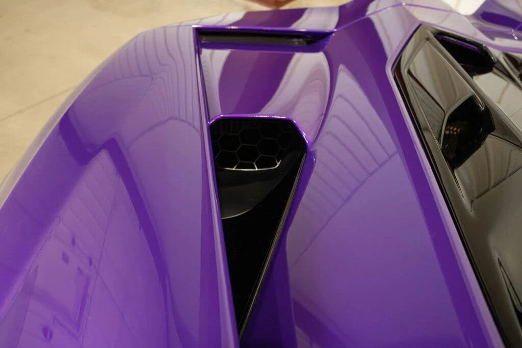 2024 Lamborghini Revuelto - Image 17 of 31