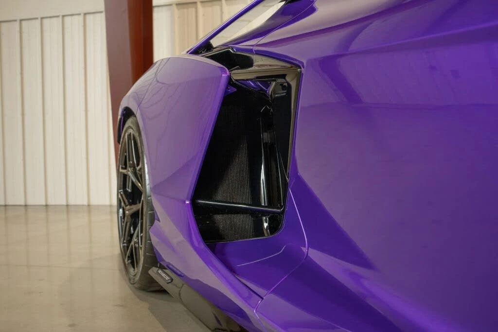 2024 Lamborghini Revuelto - Image 7 of 31