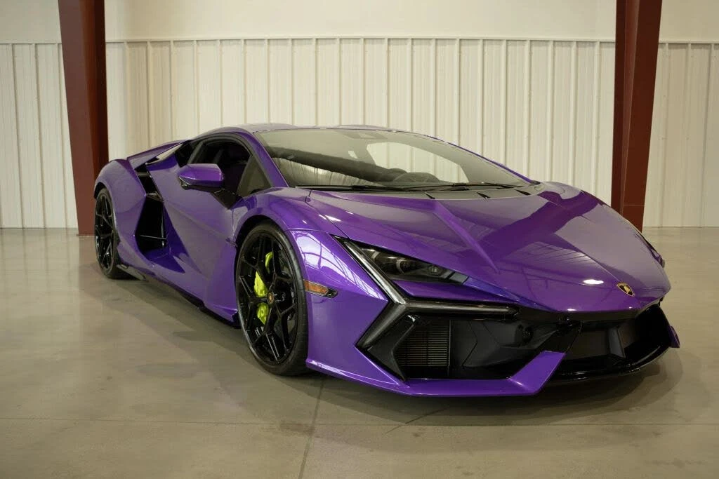 2024 Lamborghini Revuelto - Image 10 of 31