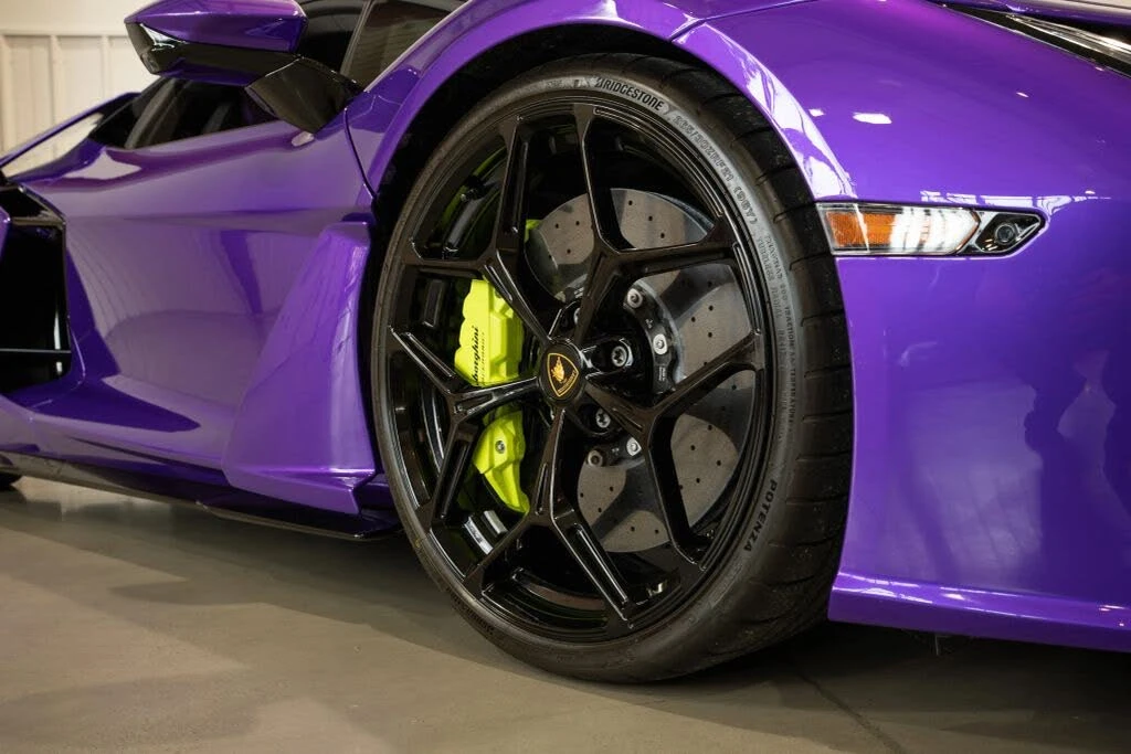 2024 Lamborghini Revuelto - Image 18 of 31