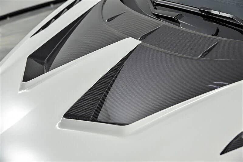 2024 Lamborghini Revuelto - Image 22 of 31