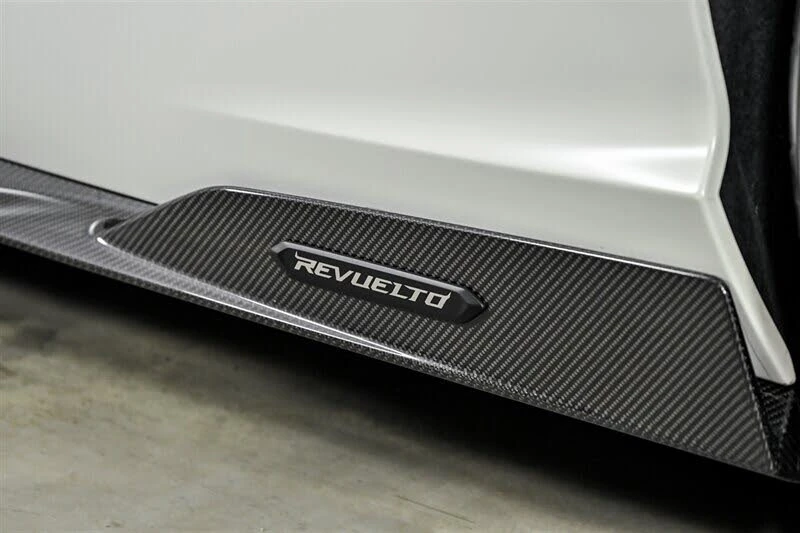 2024 Lamborghini Revuelto - Image 26 of 31