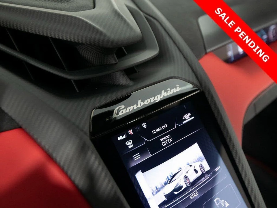 2024 Lamborghini Revuelto - Image 24 of 31