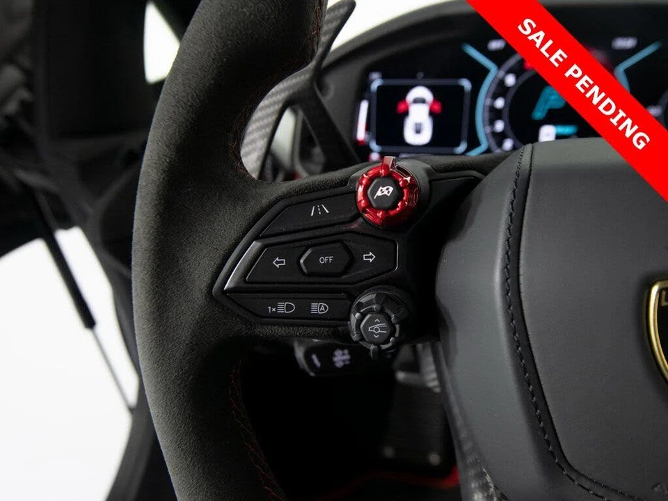 2024 Lamborghini Revuelto - Image 19 of 31