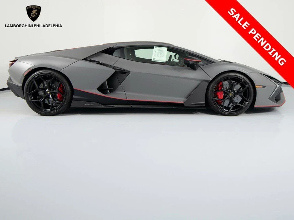 2024 Lamborghini Revuelto - Image 4 of 31