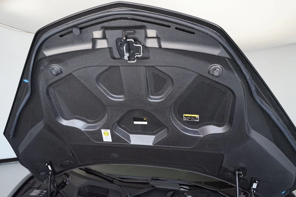 2024 Lamborghini Revuelto - Image 31 of 31
