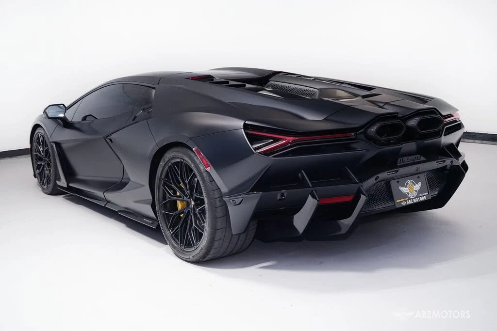 2024 Lamborghini Revuelto - Image 7 of 31
