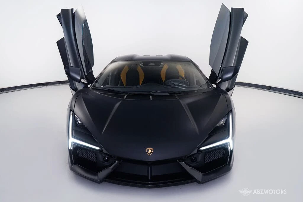 2024 Lamborghini Revuelto - Image 3 of 31