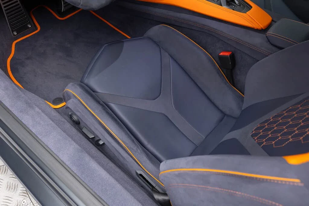 2024 Lamborghini Revuelto - Image 24 of 31