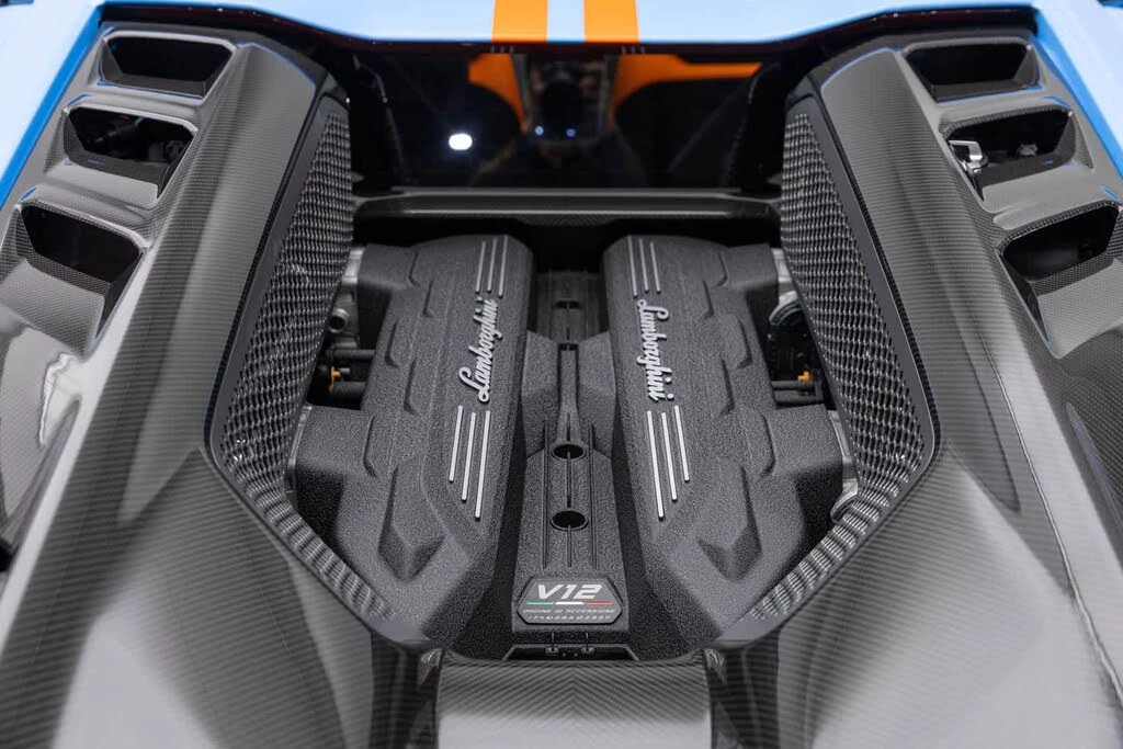 2024 Lamborghini Revuelto - Image 31 of 31