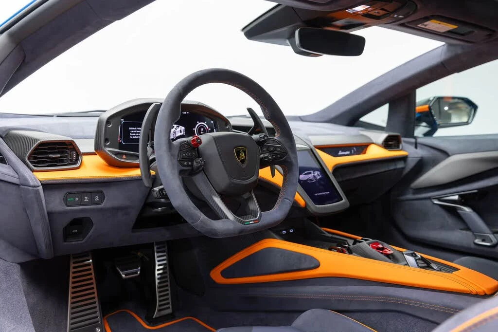 2024 Lamborghini Revuelto - Image 2 of 31