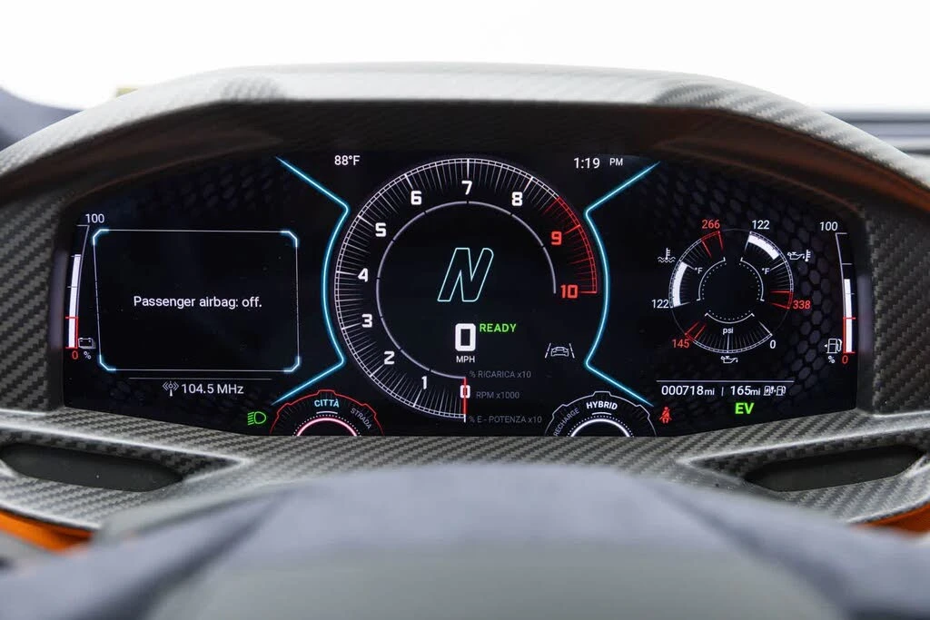 2024 Lamborghini Revuelto - Image 12 of 31