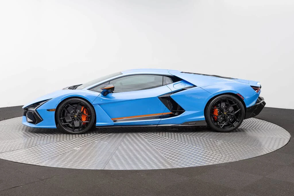 2024 Lamborghini Revuelto - Image 3 of 31