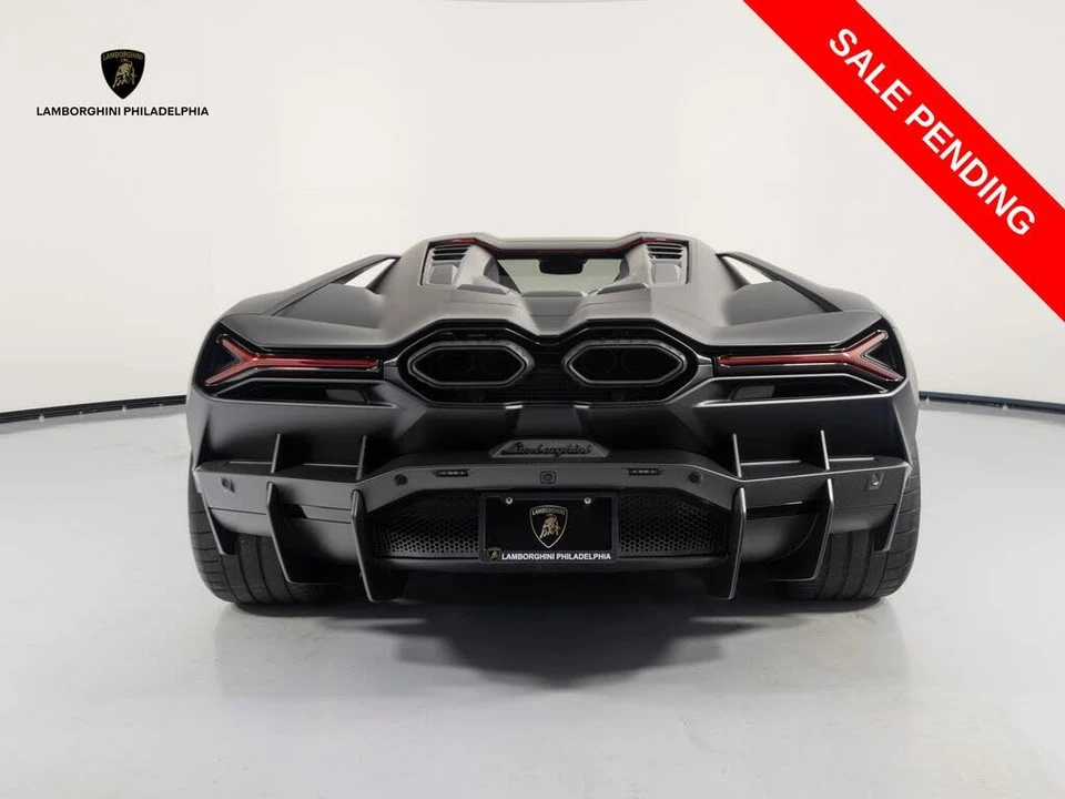 2024 Lamborghini Revuelto - Image 6 of 31