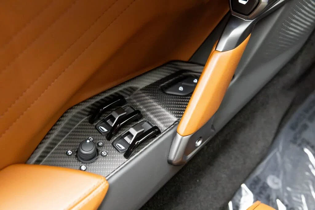2024 Lamborghini Revuelto - Image 31 of 31