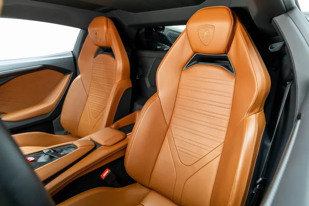 2024 Lamborghini Revuelto - Image 12 of 31